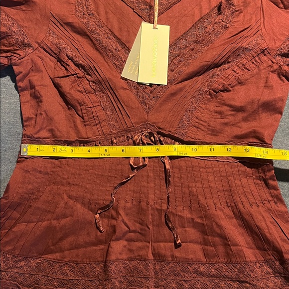 LoveShackFancy $99 TODAY ONLY!!!
Lilias minidress
Spiced Berry
NWT
Size 6 - Picture 7 of 8